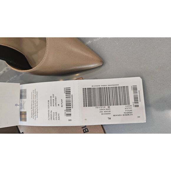 Burberry Logo Leather Slingback Pupms.   Store display. Comes with box and dust - Picture 10 of 13